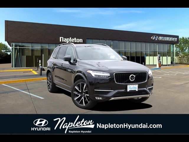 2018 Volvo XC90 Momentum