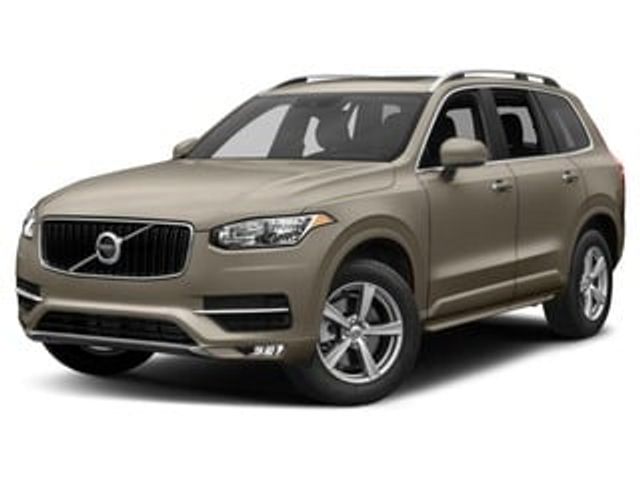 2018 Volvo XC90 Momentum