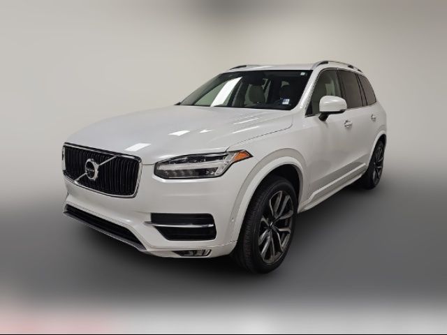 2018 Volvo XC90 Momentum