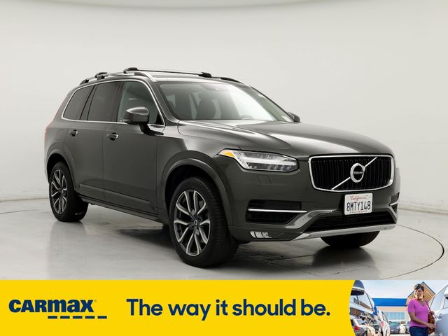 2018 Volvo XC90 Momentum