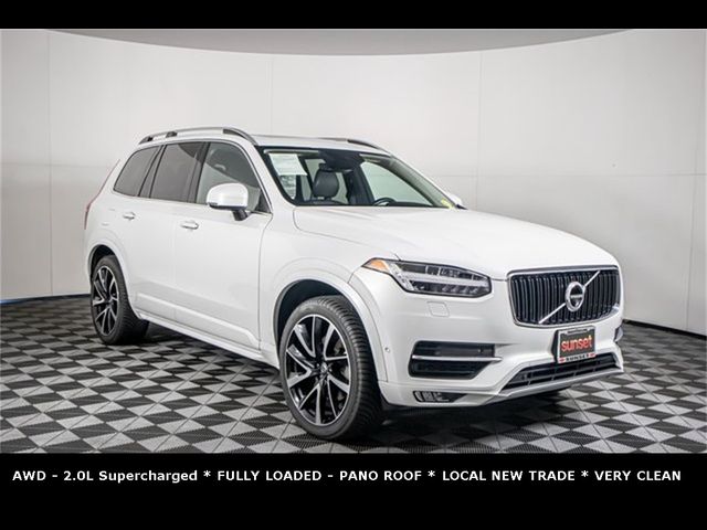 2018 Volvo XC90 Momentum