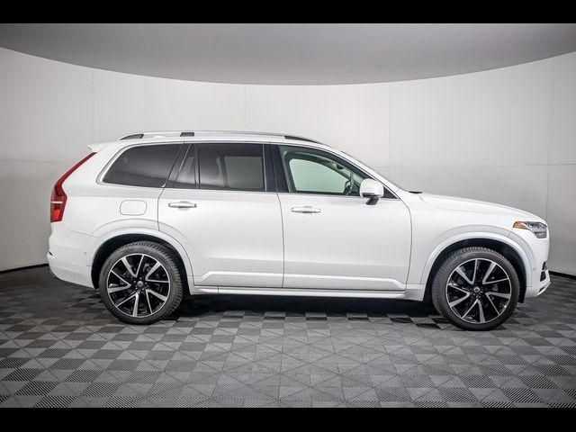 2018 Volvo XC90 Momentum