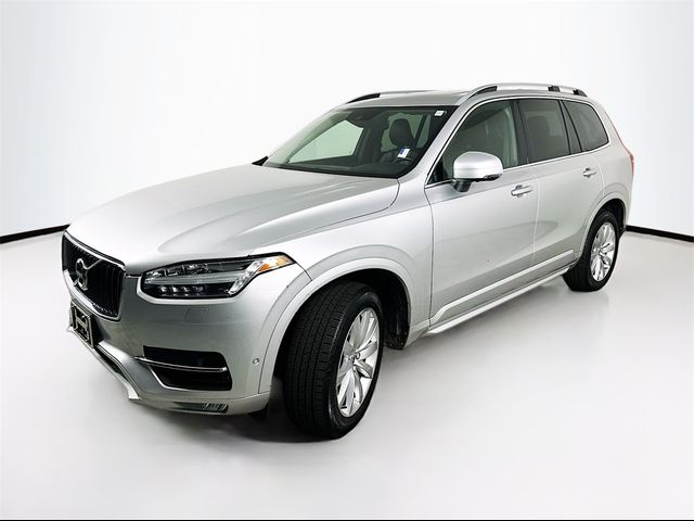 2018 Volvo XC90 Momentum