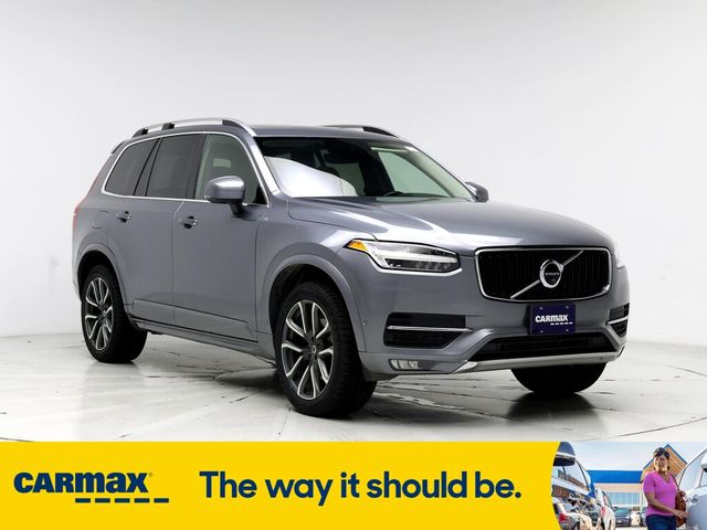 2018 Volvo XC90 Momentum