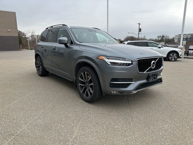 2018 Volvo XC90 Momentum