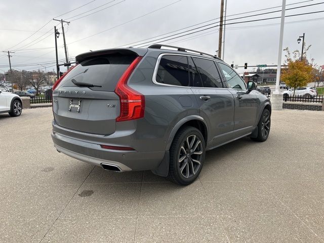 2018 Volvo XC90 Momentum