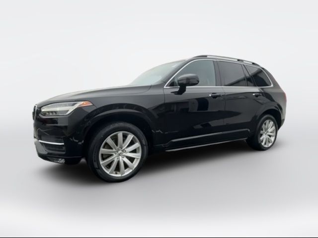 2018 Volvo XC90 Momentum