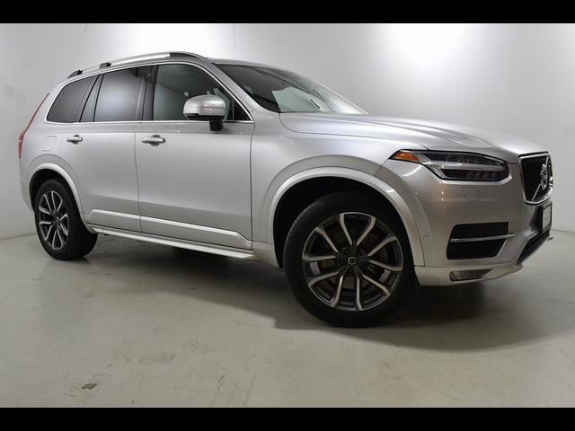 2018 Volvo XC90 Momentum