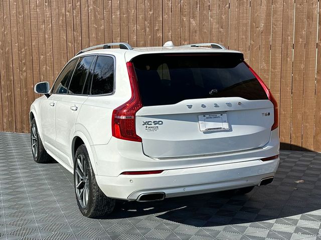 2018 Volvo XC90 Momentum