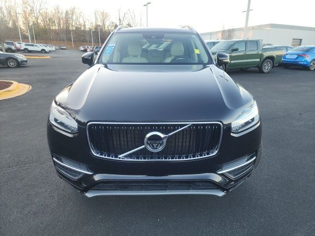 2018 Volvo XC90 Momentum