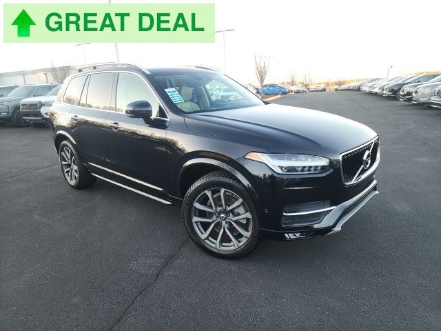 2018 Volvo XC90 Momentum