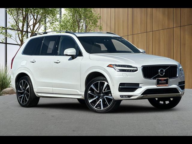 2018 Volvo XC90 Momentum