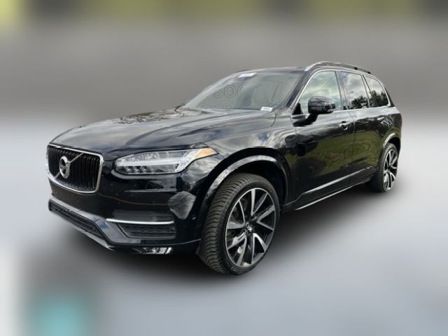 2018 Volvo XC90 Momentum