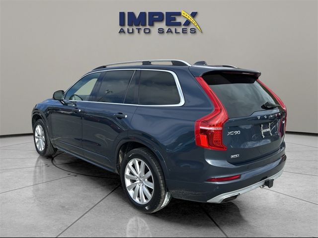 2018 Volvo XC90 Momentum