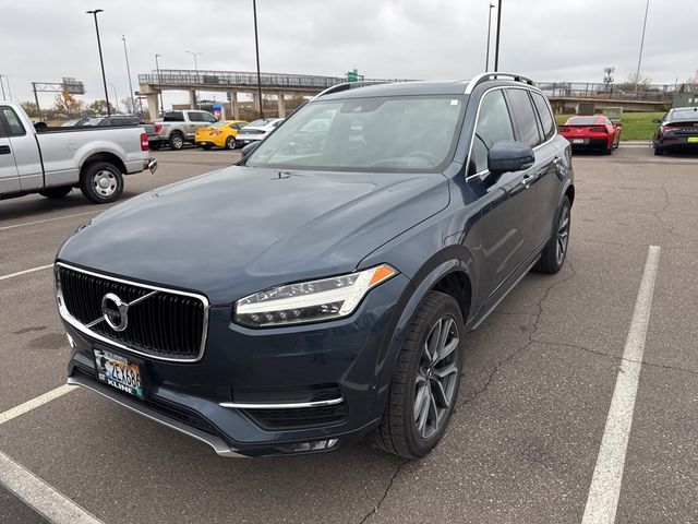 2018 Volvo XC90 Momentum