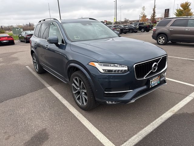 2018 Volvo XC90 Momentum