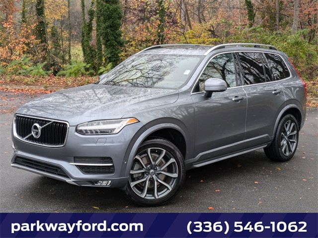 2018 Volvo XC90 Momentum