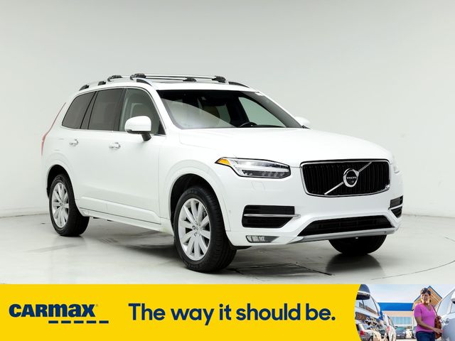 2018 Volvo XC90 Momentum