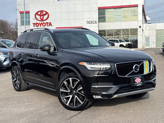 2018 Volvo XC90 Momentum