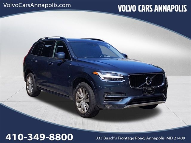 2018 Volvo XC90 Momentum