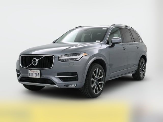 2018 Volvo XC90 Momentum