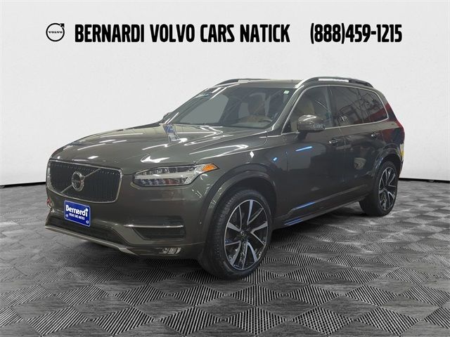 2018 Volvo XC90 Momentum