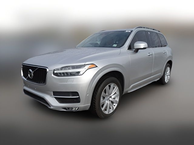 2018 Volvo XC90 Momentum