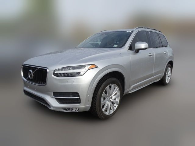 2018 Volvo XC90 Momentum