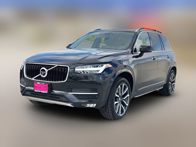 2018 Volvo XC90 Momentum