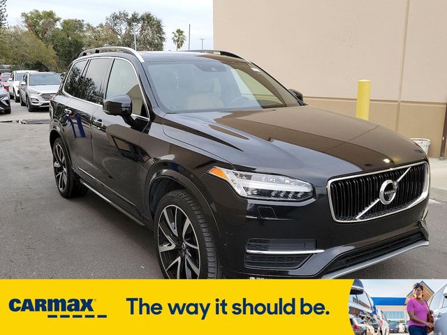 2018 Volvo XC90 Momentum