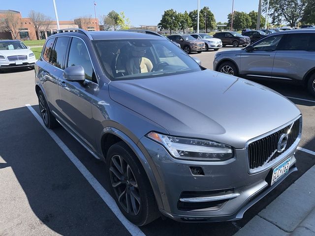 2018 Volvo XC90 Momentum