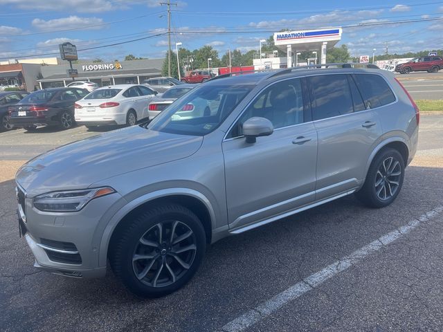 2018 Volvo XC90 Momentum