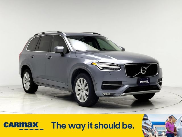 2018 Volvo XC90 Momentum