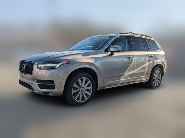 2018 Volvo XC90 Momentum