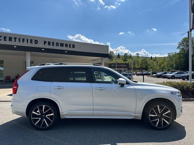 2018 Volvo XC90 Momentum