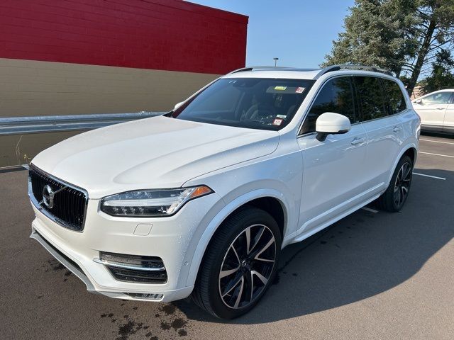 2018 Volvo XC90 Momentum