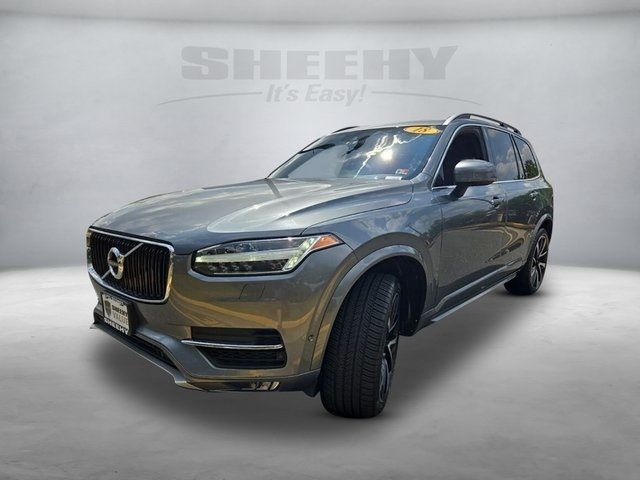 2018 Volvo XC90 Momentum