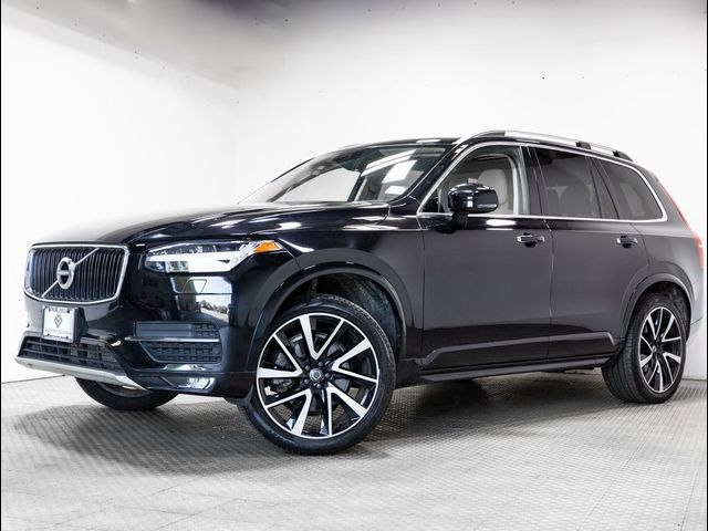 2018 Volvo XC90 Momentum