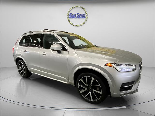 2018 Volvo XC90 Momentum