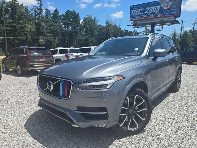 2018 Volvo XC90 Momentum