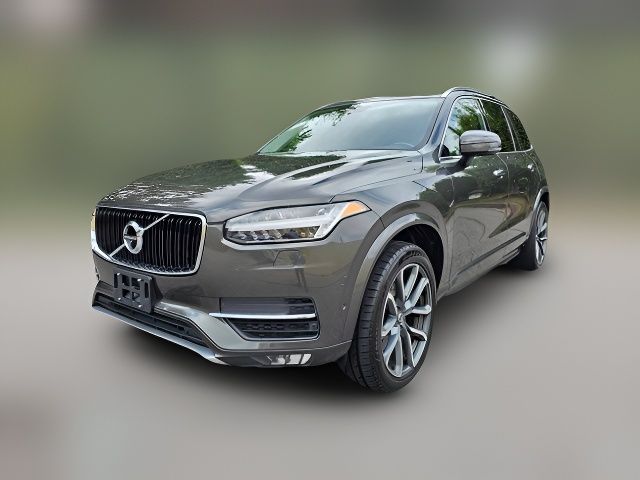 2018 Volvo XC90 Momentum