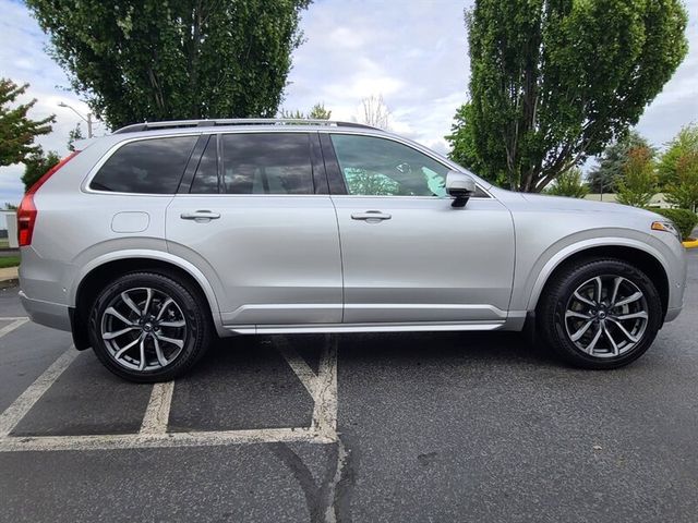 2018 Volvo XC90 Momentum