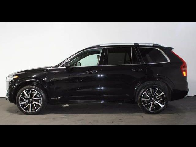 2018 Volvo XC90 Momentum