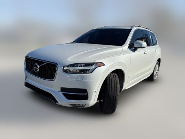 2018 Volvo XC90 Momentum