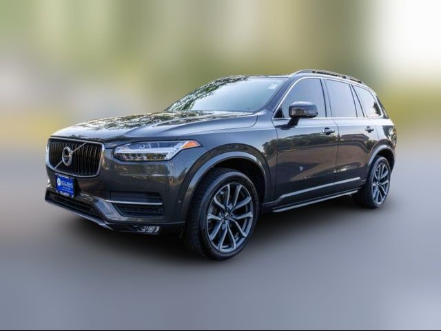 2018 Volvo XC90 Momentum