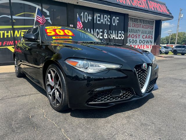 2019 Alfa Romeo Giulia Base