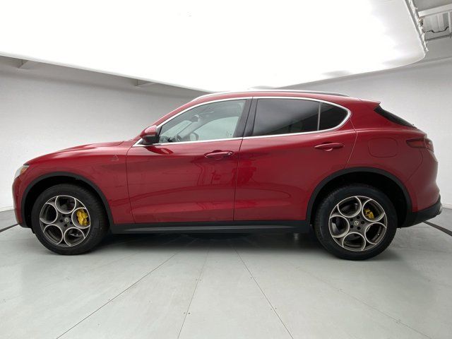 2019 Alfa Romeo Stelvio Base