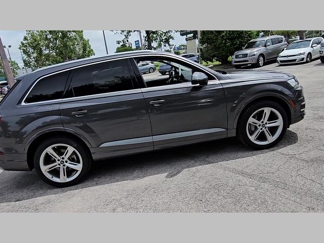 2019 Audi Q7 Prestige