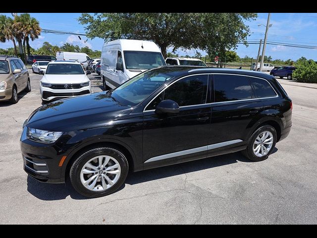 2019 Audi Q7 Premium Plus