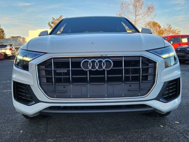 2019 Audi Q8 Premium